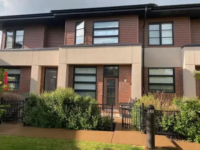 For Rent 2 Bedroom Townhouse Calgary AB DS105505893