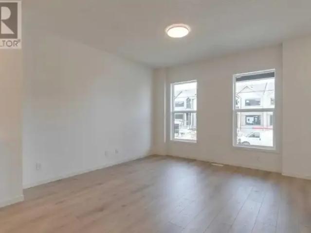 For Rent 2 Bedroom Townhouse Calgary AB DS105565460