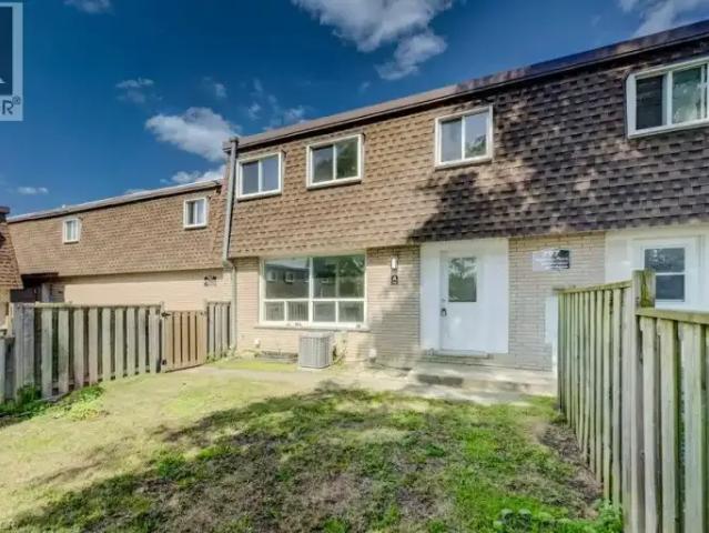 For Rent 2 Bedroom Townhouse Cambridge ON DS104681890