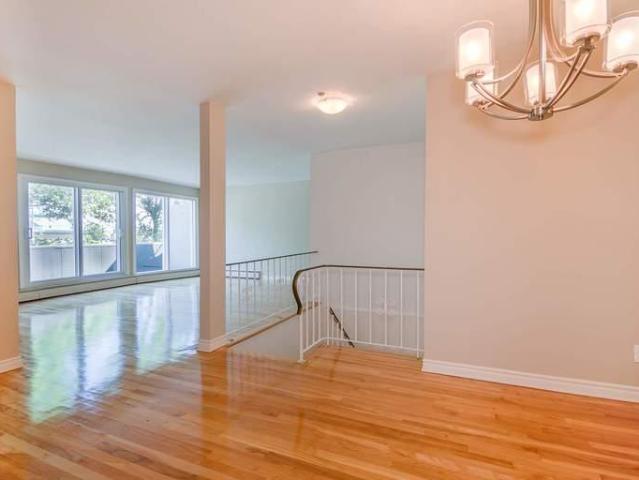 For Rent 2 Bedroom Townhouse Dorval QC DS89172579