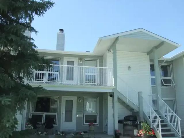 For Rent 2 Bedroom Townhouse Edmonton AB DS104957515