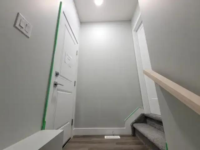 For Rent 2 Bedroom Townhouse Edmonton AB DS104991404