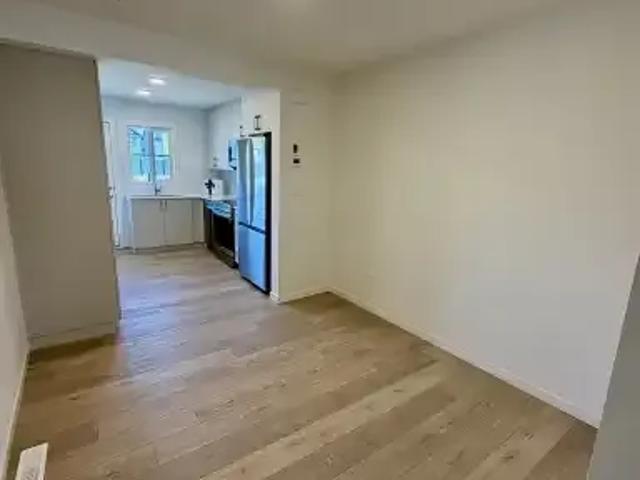 For Rent 2 Bedroom Townhouse Edmonton AB DS105087735