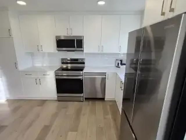 For Rent 2 Bedroom Townhouse Edmonton AB DS105100751