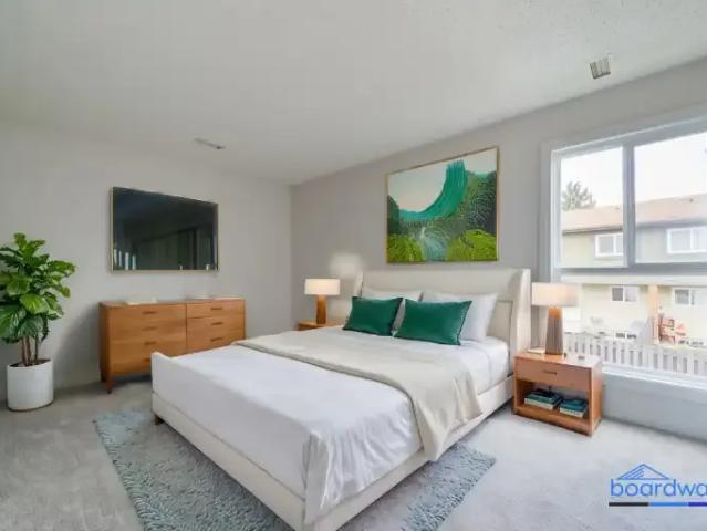 For Rent 2 Bedroom Townhouse Edmonton AB DS105134851