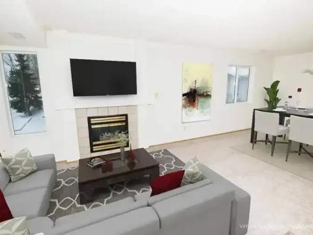 For Rent 2 Bedroom Townhouse Edmonton AB DS105185156