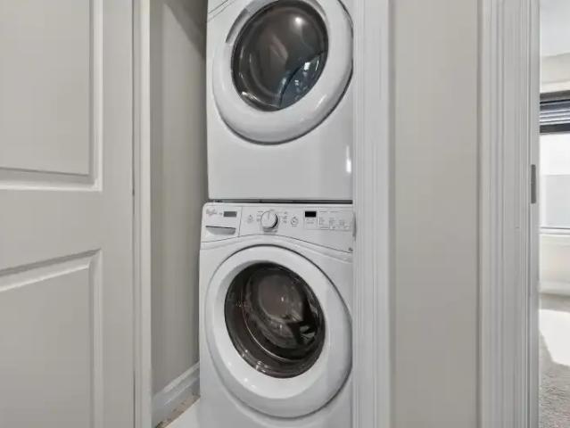 For Rent 2 Bedroom Townhouse Edmonton AB DS106134844