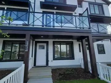 For Rent 2 Bedroom Townhouse Edmonton AB DS103390578