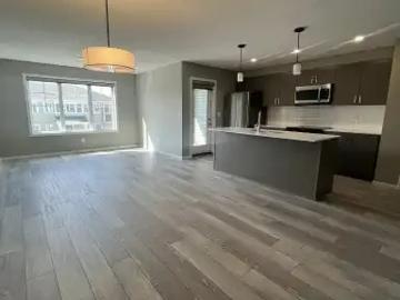 For Rent 2 Bedroom Townhouse Edmonton AB DS103424663