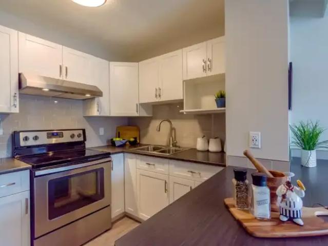 For Rent 2 Bedroom Townhouse Fort Saskatchewan AB DS104862978