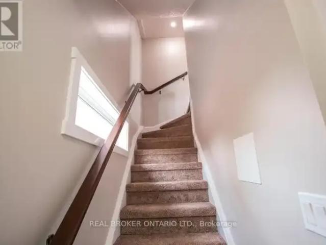 For Rent 2 Bedroom Townhouse Kitchener ON DS103338556