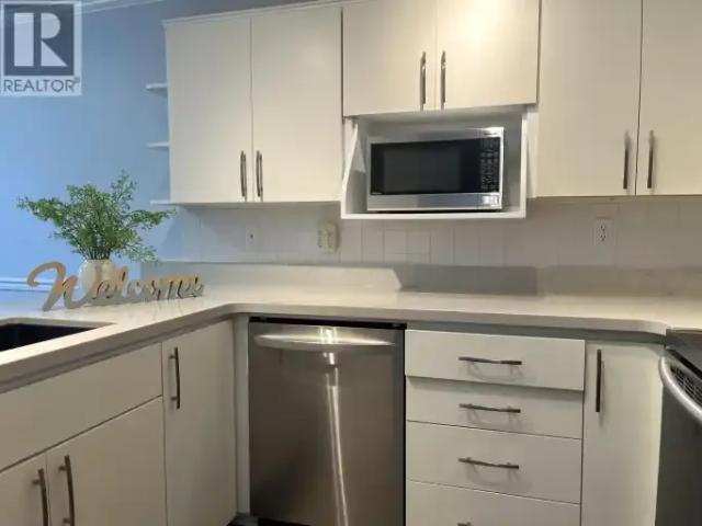 For Rent 2 Bedroom Townhouse Pitt Meadows BC DS105643492