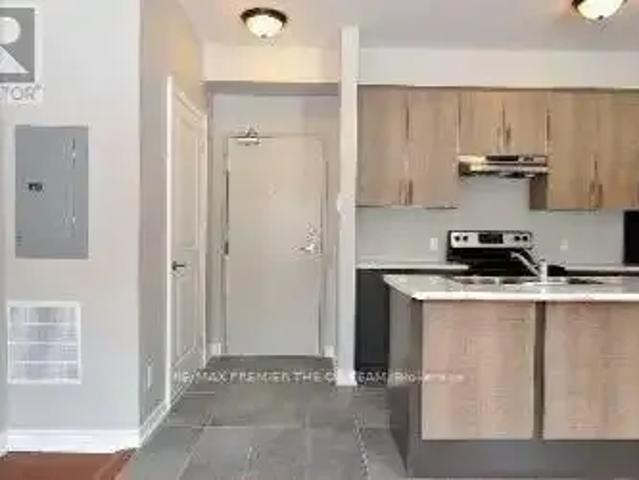 For Rent 2 Bedroom Townhouse Richmond Hill ON DS103611998