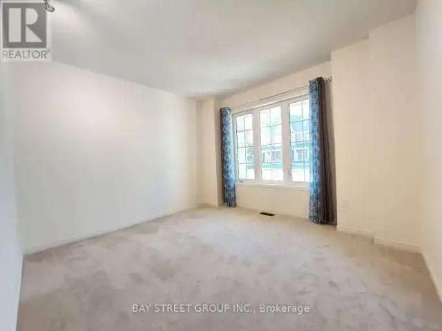 For Rent 2 Bedroom Townhouse Richmond Hill ON DS105119002