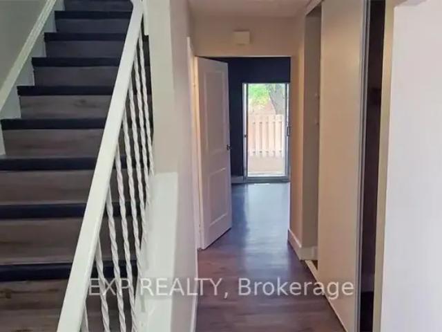 For Rent 2 Bedroom Townhouse St. Catharines ON DS97878984