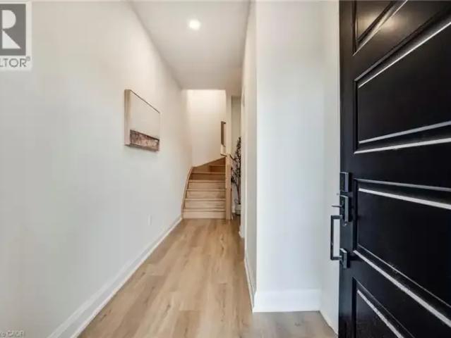 For Rent 2 Bedroom Townhouse St. Catharines ON DS101507959
