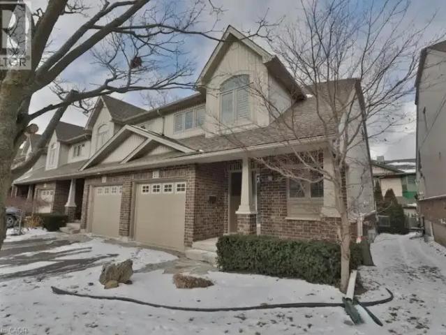 For Rent 2 Bedroom Townhouse St. Catharines ON DS103958814