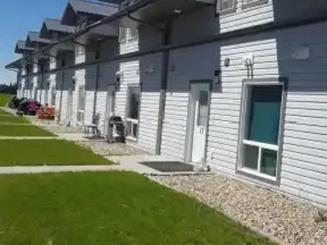 For Rent 2 Bedroom Townhouse Vermilion AB DS100443252