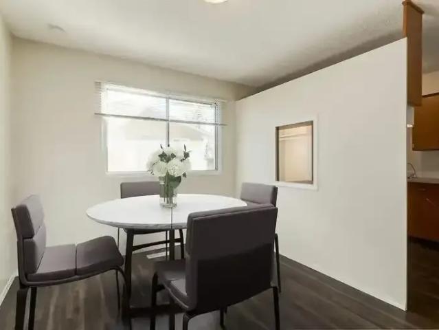For Rent 2 Bedroom Townhouse Wetaskiwin AB DS104597409