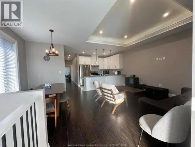 For Rent 2 Bedroom Townhouse Windsor ON DS105602211
