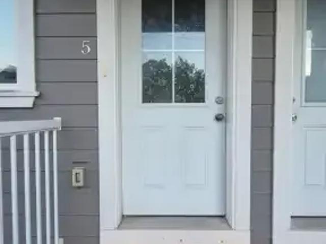 For Rent 2 Bedroom Townhouse Woodstock ON DS104681938