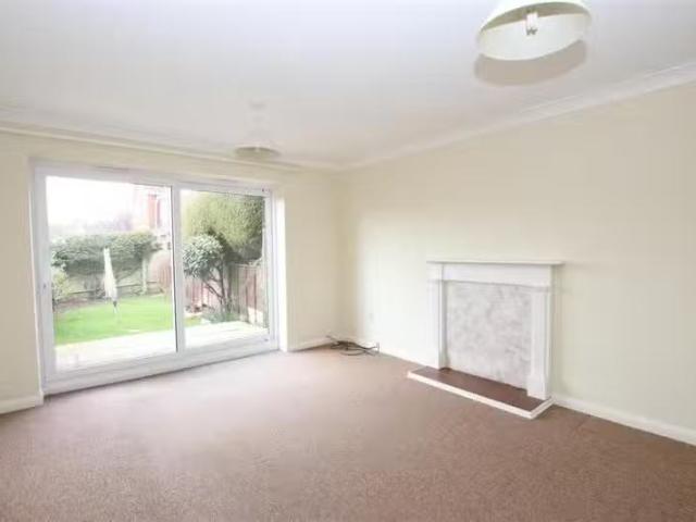 Rental! 2 bedroom terraced house for rent in Colt Close, Wimbo.
