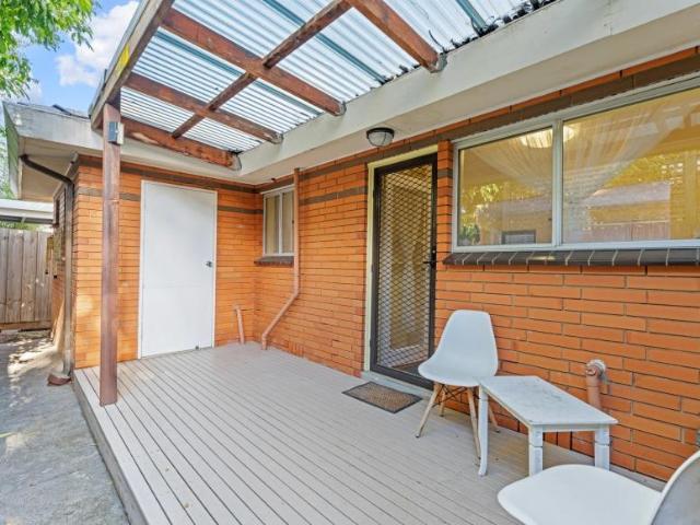 For Rent 2 Bedroom Villa Essendon VIC DS102773042