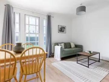 New 2 BR Middleton Road