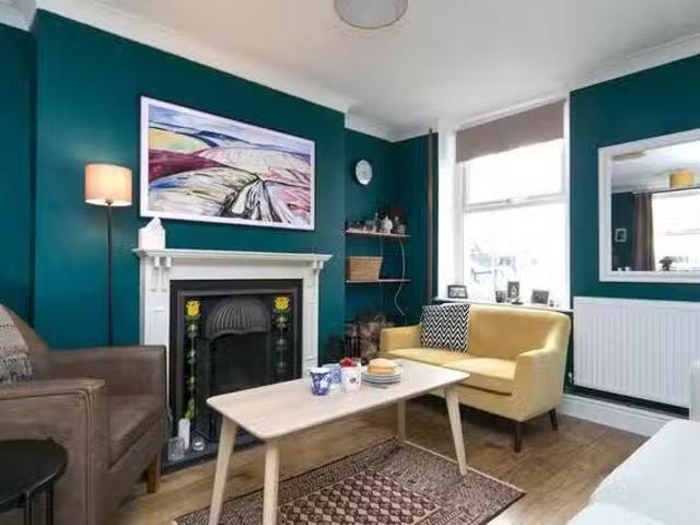 New 2 BR Newton Street
