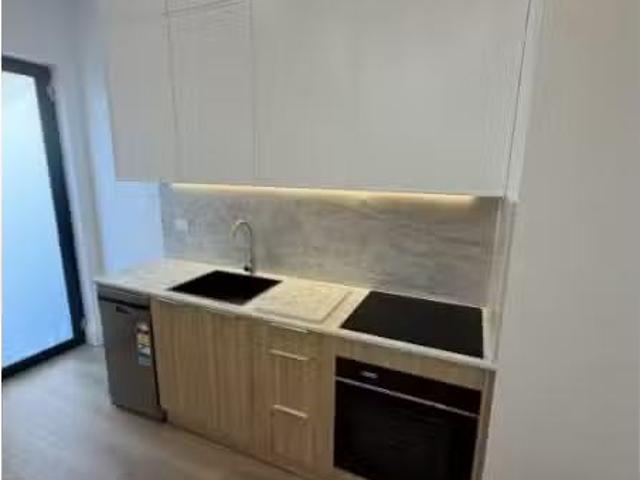 Cheap 2 BR NEUTRAL BAY Apartment for rent Listed by For Rent.
