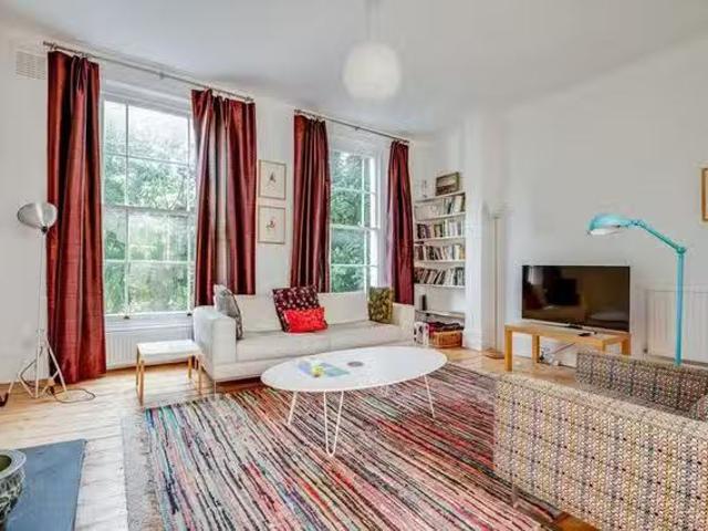 Unique 2 BR Queens Crescent