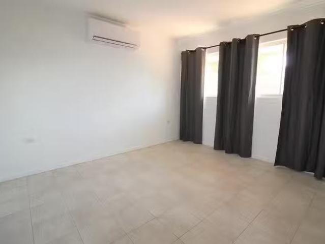 Nice 2 BR UNIT 3/38 Hilary Street, The Gap, QLD 4825
