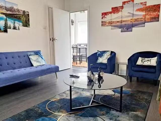 Cozy 2 BR Winrose Hill