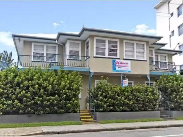 Cozy 2 BR 1/40 Boundary Street, TWEED HEADS Apartment for rent.