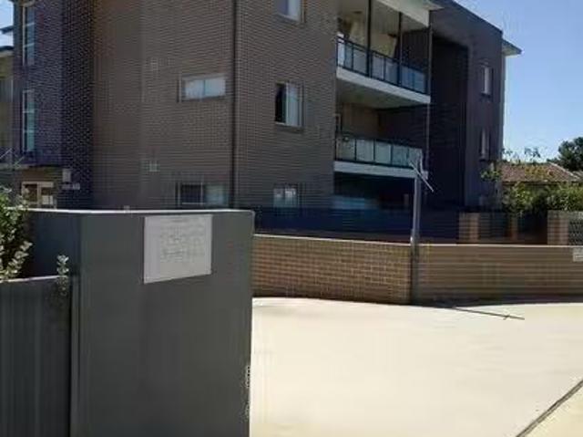 Deal! 2 BR 1/480 484 Woodville Road, Guildford, NSW 2161