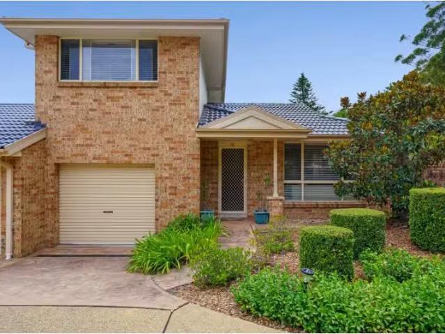 Cozy 2 BR 15/4 Gavenlock Road, TUGGERAH Townhouse for rent Li.