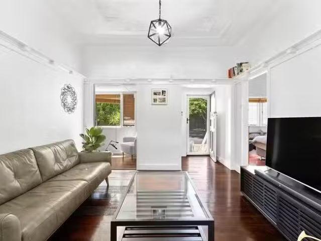 Unique 2 BR 15 Piers Street, Moorooka, QLD 4105