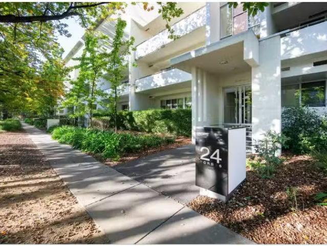 Cheap 2 BR 18/24 Forbes Street, Turner Apartment for rent Lis.