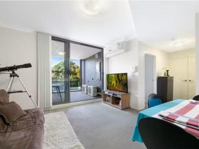 Rental! 2 BR 10/34 Herbert Street, West Ryde Apartment for ren.