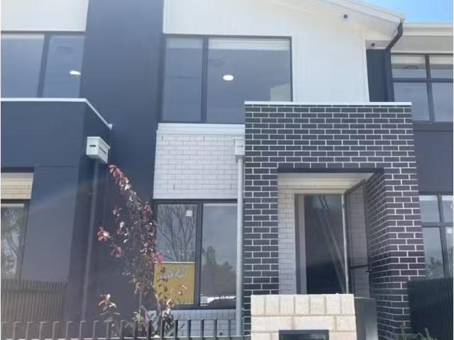 Deal! 2 BR 113 Thompson Road, ORAN PARK House for rent Listed.