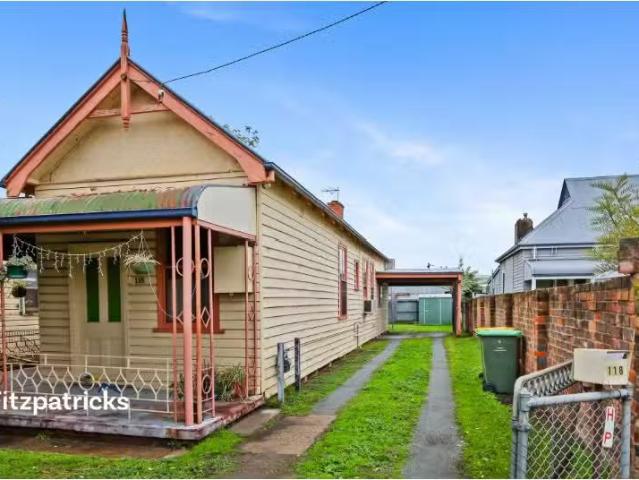 Nice 2 BR 118 Tarcutta Street, Wagga Wagga House for rent Lis.