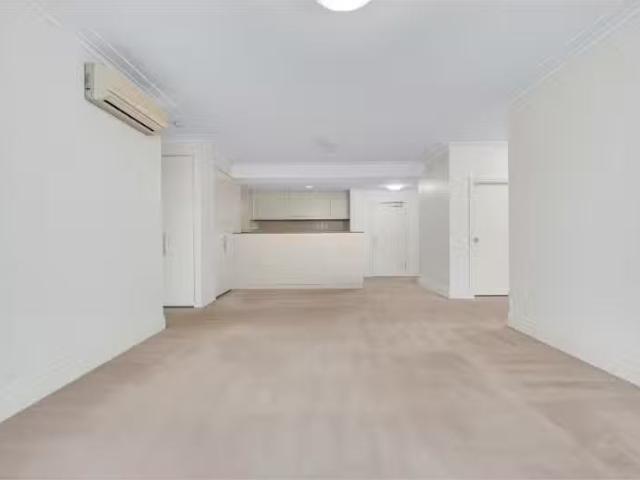 Nice 2 BR 12/1 Rosewater Circuit, Breakfast Point Apartment fo.