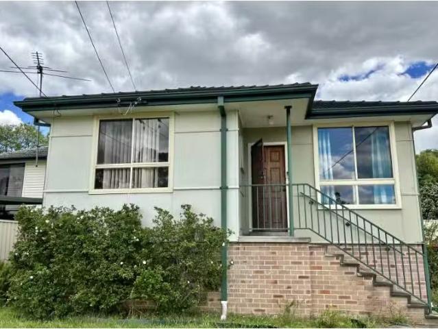 Nice 2 BR 12 Ennis Place, Lalor Park House for rent Listed by.