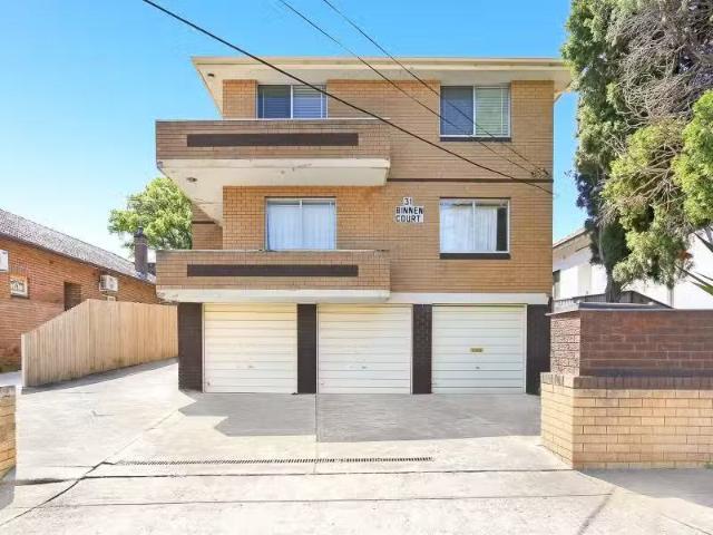 Cheap 2 BR 1/31 Garrong Road, Lakemba Apartment for rent List.
