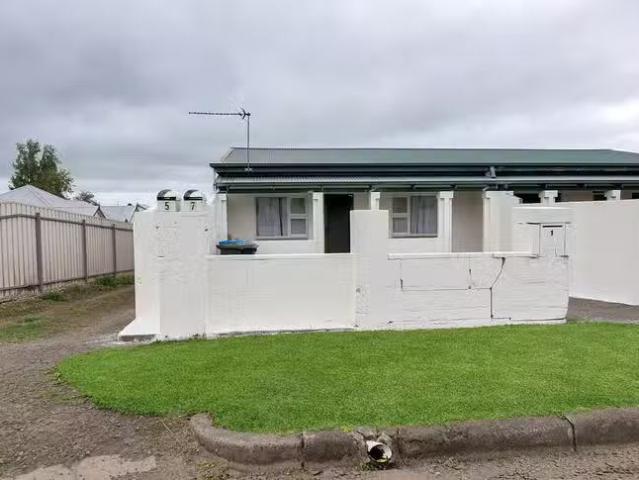 Cozy 2 BR 1/3 Case Street, Mount Gambier, SA 5290