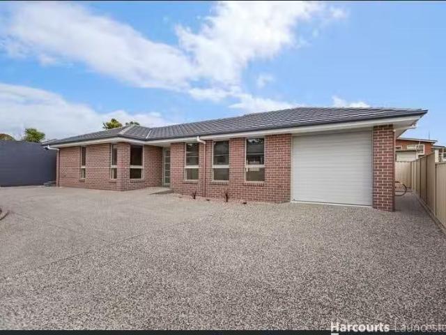 Nice 2 BR 2/4 Bluegum road, YOUNGTOWN, TAS 7249 House for Rent