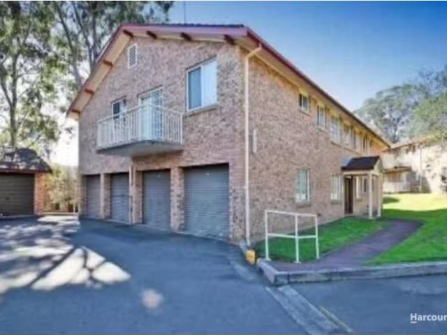 Unique 2 BR 27/100 Leumeah Road, LEUMEAH House for rent Liste.
