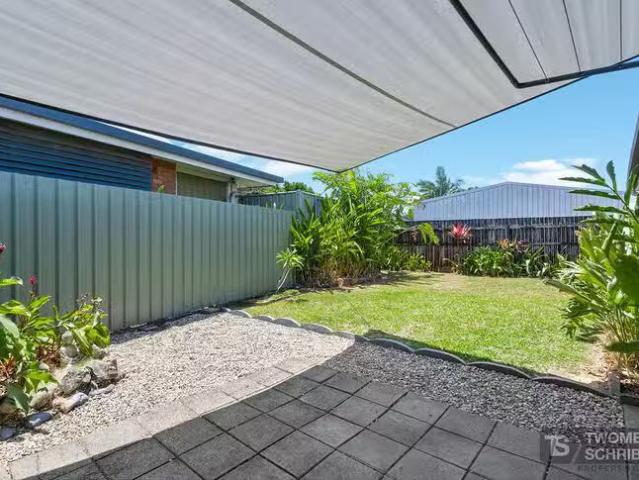 Nice 2 BR 2/78 Toogood Road, Woree, QLD 4868