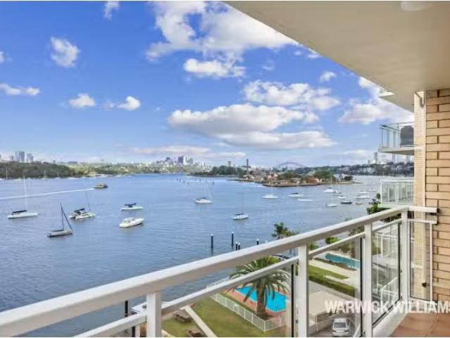 Cozy 2 BR 28/84 St Georges Crescent, Drummoyne Apartment for r.