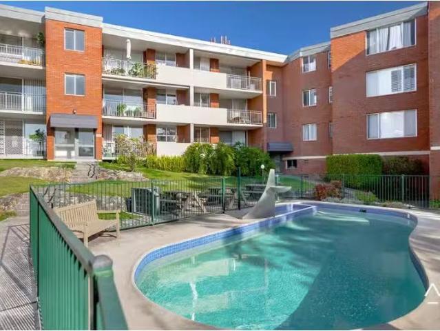 Nice 2 BR 28/8 Bortfield Drive, CHISWICK Apartment for rent L.